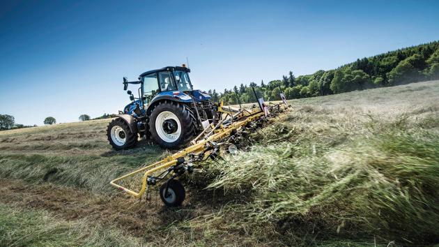 New Holland ProTed 880
